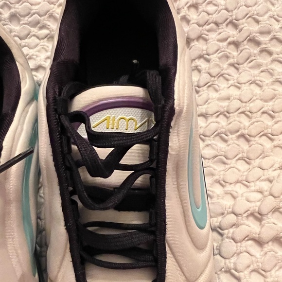Nike Air Max 720 - Picture 5 of 6